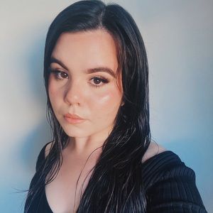 Meet your Posher, Alondra